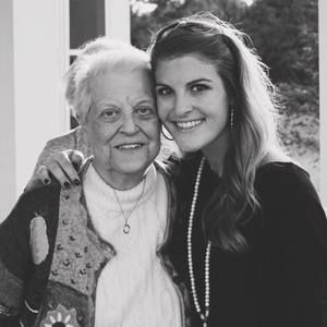 Meet your Posher, Olivia